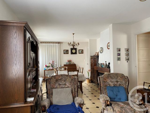 Afficher la photo en grand maison à vendre - 5 pièces - 99.9 m2 - LE BLANC MESNIL - 93 - ILE-DE-FRANCE - Century 21 Pierrimo