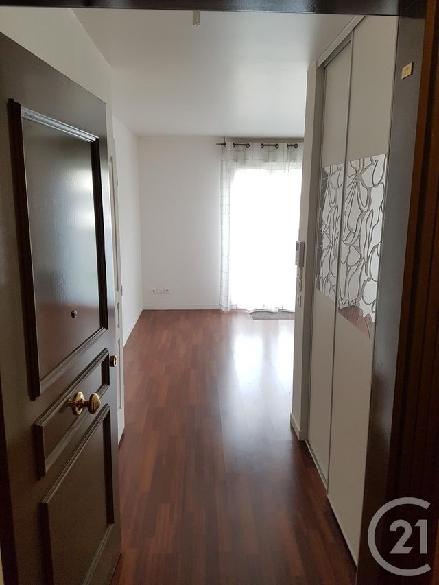 Afficher la photo en grand Appartement F2 à louer - 2 pièces - 42.06 m2 - AULNAY SOUS BOIS - 93 - ILE-DE-FRANCE - Century 21 Pierrimo