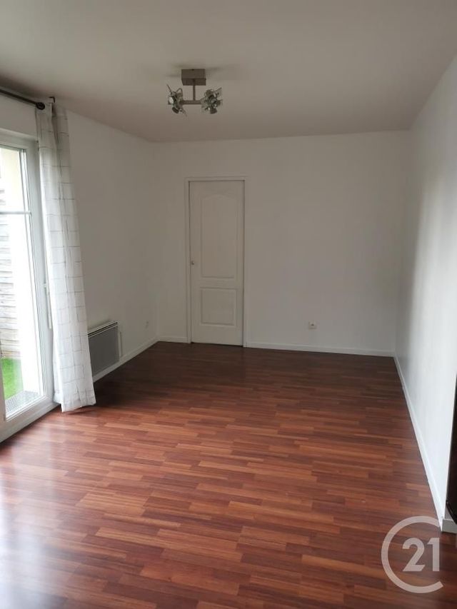 Afficher la photo en grand Appartement F2 à louer - 2 pièces - 42.06 m2 - AULNAY SOUS BOIS - 93 - ILE-DE-FRANCE - Century 21 Pierrimo