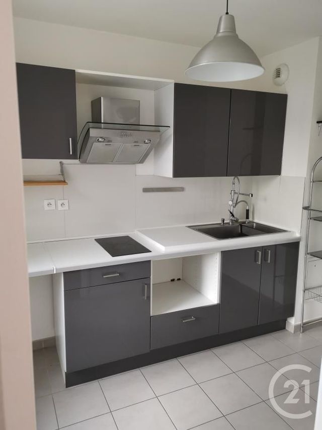Afficher la photo en grand Appartement F2 à louer - 2 pièces - 42.06 m2 - AULNAY SOUS BOIS - 93 - ILE-DE-FRANCE - Century 21 Pierrimo