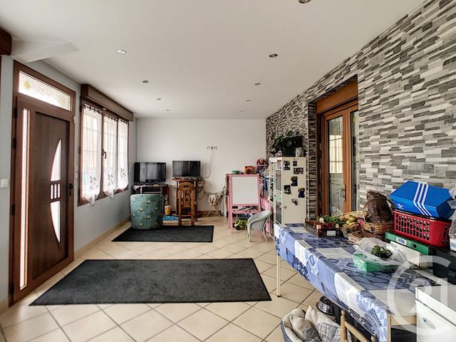 Afficher la photo en grand maison à vendre - 6 pièces - 123.31 m2 - LE BLANC MESNIL - 93 - ILE-DE-FRANCE - Century 21 Pierrimo