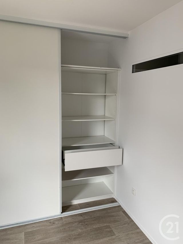 Afficher la photo en grand Appartement F2 à louer - 2 pièces - 36.67 m2 - MONTFERMEIL - 93 - ILE-DE-FRANCE - Century 21 Pierrimo