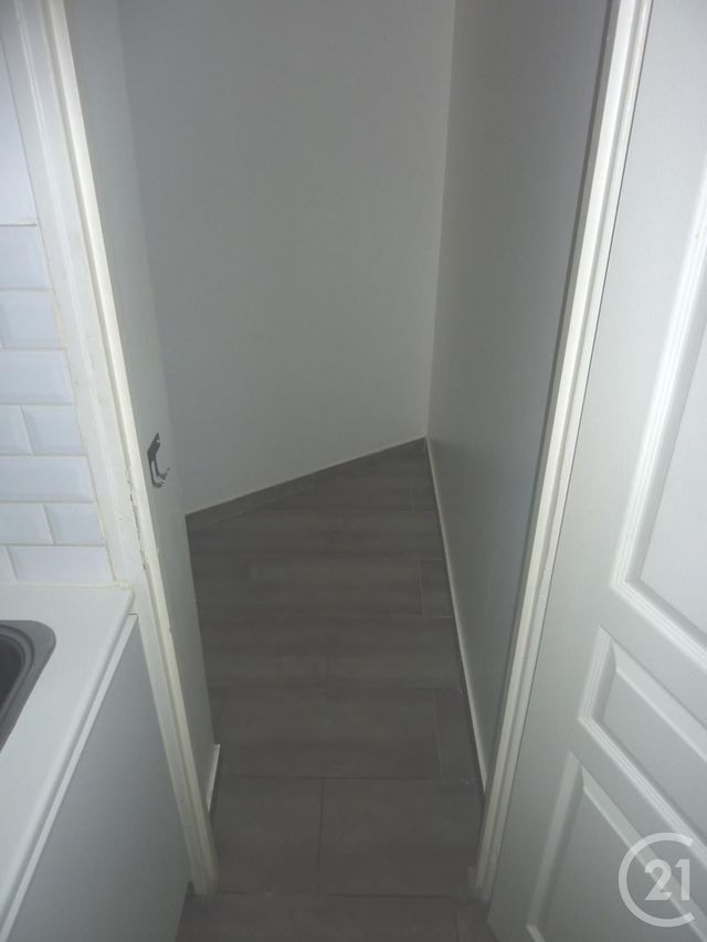 Appartement F2 à louer - 2 pièces - 43.94 m2 - LE BLANC MESNIL - 93 - ILE-DE-FRANCE - Century 21 Pierrimo Appartement F2 à louer - 2 pièces - 43.94 m2 - LE BLANC MESNIL - 93 - ILE-DE-FRANCE - Century 21 Pierrimo