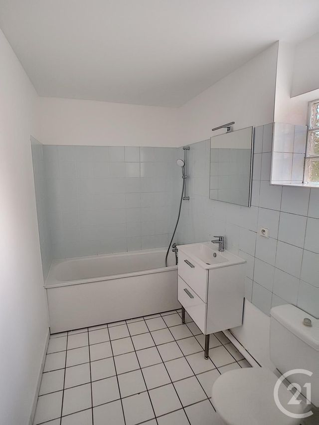 Studio à louer - 1 pièce - 33.57 m2 - AULNAY SOUS BOIS - 93 - ILE-DE-FRANCE - Century 21 Pierrimo Studio à louer - 1 pièce - 33.57 m2 - AULNAY SOUS BOIS - 93 - ILE-DE-FRANCE - Century 21 Pierrimo