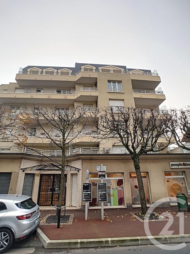 Studio à louer - 1 pièce - 33.57 m2 - AULNAY SOUS BOIS - 93 - ILE-DE-FRANCE - Century 21 Pierrimo Studio à louer - 1 pièce - 33.57 m2 - AULNAY SOUS BOIS - 93 - ILE-DE-FRANCE - Century 21 Pierrimo