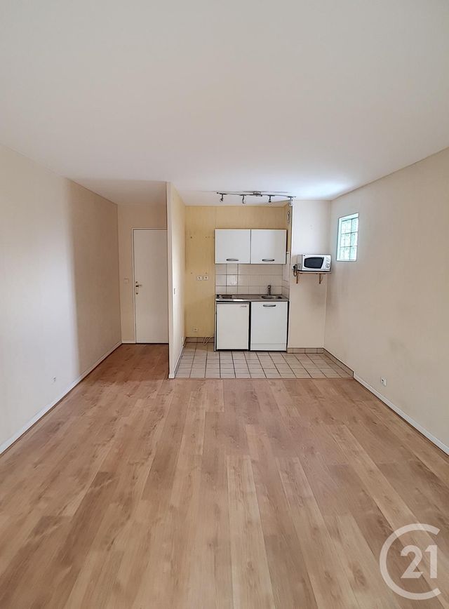 Studio à louer - 1 pièce - 33.57 m2 - AULNAY SOUS BOIS - 93 - ILE-DE-FRANCE - Century 21 Pierrimo Studio à louer - 1 pièce - 33.57 m2 - AULNAY SOUS BOIS - 93 - ILE-DE-FRANCE - Century 21 Pierrimo