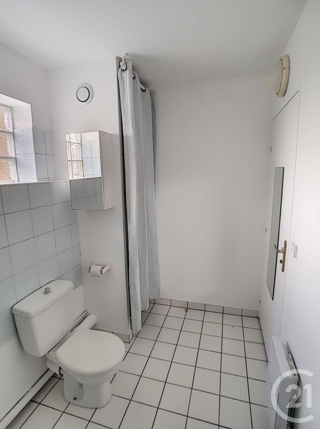 Studio à louer - 1 pièce - 33.57 m2 - AULNAY SOUS BOIS - 93 - ILE-DE-FRANCE - Century 21 Pierrimo Studio à louer - 1 pièce - 33.57 m2 - AULNAY SOUS BOIS - 93 - ILE-DE-FRANCE - Century 21 Pierrimo