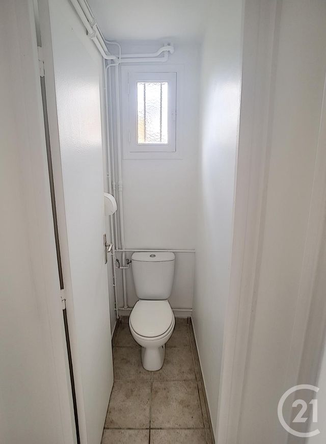 Appartement F1 à louer - 1 pièce - 29.4 m2 - AULNAY SOUS BOIS - 93 - ILE-DE-FRANCE - Century 21 Pierrimo Appartement F1 à louer - 1 pièce - 29.4 m2 - AULNAY SOUS BOIS - 93 - ILE-DE-FRANCE - Century 21 Pierrimo