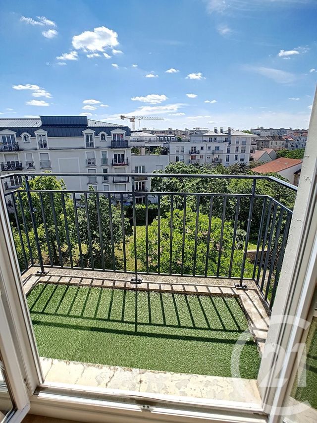 Appartement F2 à louer - 3 pièces - 59.8 m2 - LE BOURGET - 93 - ILE-DE-FRANCE - Century 21 Pierrimo Appartement F2 à louer - 3 pièces - 59.8 m2 - LE BOURGET - 93 - ILE-DE-FRANCE - Century 21 Pierrimo