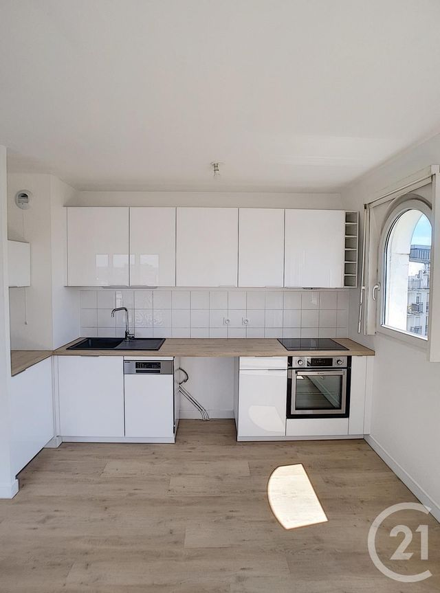 Appartement F2 à louer - 3 pièces - 59.8 m2 - LE BOURGET - 93 - ILE-DE-FRANCE - Century 21 Pierrimo Appartement F2 à louer - 3 pièces - 59.8 m2 - LE BOURGET - 93 - ILE-DE-FRANCE - Century 21 Pierrimo