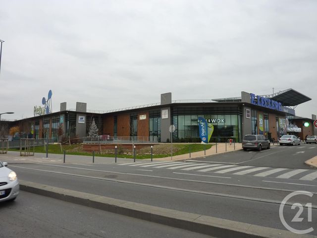 Afficher la photo en grand immeuble à vendre - 502.0 m2 - LE BLANC MESNIL - 93 - ILE-DE-FRANCE - Century 21 Pierrimo