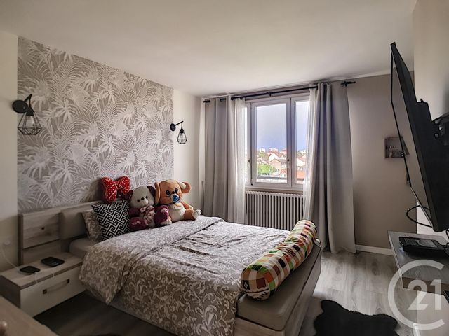 Appartement F3 à vendre - 3 pièces - 55.57 m2 - LE BLANC MESNIL - 93 - ILE-DE-FRANCE - Century 21 Pierrimo Appartement F3 à vendre - 3 pièces - 55.57 m2 - LE BLANC MESNIL - 93 - ILE-DE-FRANCE - Century 21 Pierrimo