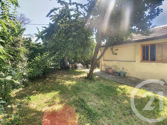Afficher la photo en grand maison à vendre - 7 pièces - 110.0 m2 - LE BLANC MESNIL - 93 - ILE-DE-FRANCE - Century 21 Pierrimo