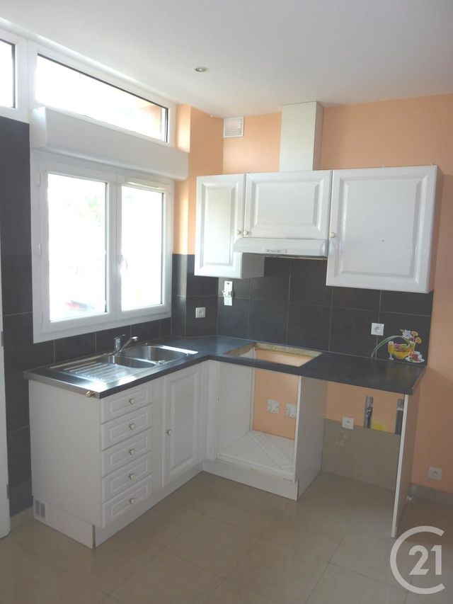 Afficher la photo en grand Appartement F3 à louer - 3 pièces - 64.79 m2 - DRANCY - 93 - ILE-DE-FRANCE - Century 21 Pierrimo