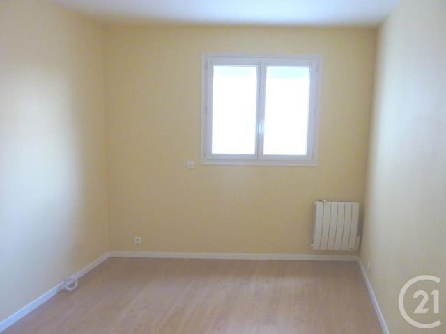 Afficher la photo en grand Appartement F3 à louer - 3 pièces - 64.79 m2 - DRANCY - 93 - ILE-DE-FRANCE - Century 21 Pierrimo