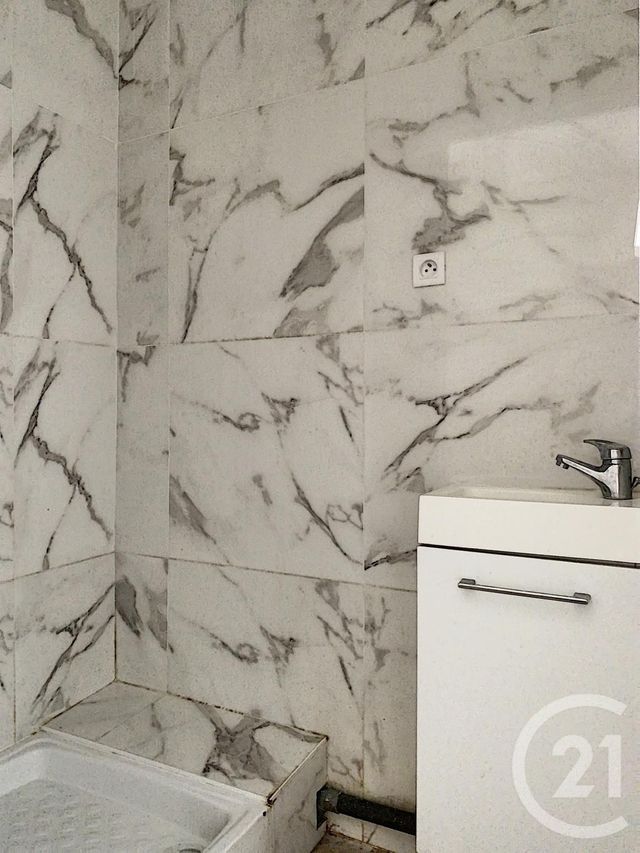 Afficher la photo en grand Appartement F2 à vendre - 2 pièces - 30.85 m2 - LE BLANC MESNIL - 93 - ILE-DE-FRANCE - Century 21 Pierrimo