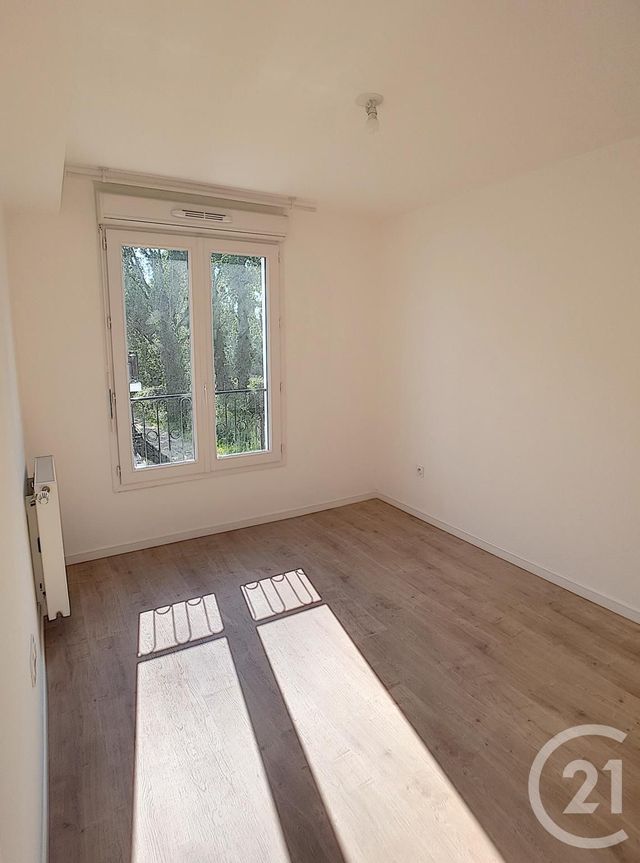 Afficher la photo en grand Appartement F3 à louer - 3 pièces - 58.58 m2 - CHELLES - 77 - ILE-DE-FRANCE - Century 21 Pierrimo