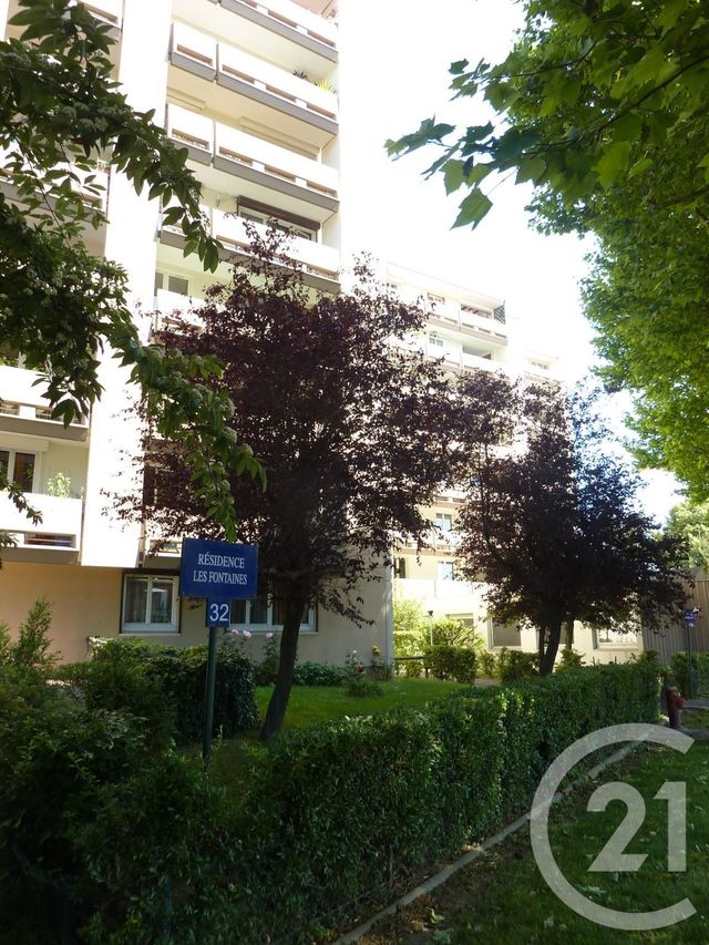 Afficher la photo en grand parking à louer - 12.5 m2 - ROMAINVILLE - 93 - ILE-DE-FRANCE - Century 21 Pierrimo