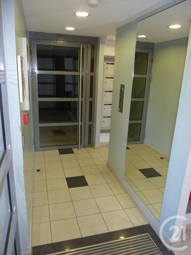 Afficher la photo en grand Appartement F1 à vendre - 1 pièce - 20.24 m2 - LE BLANC MESNIL - 93 - ILE-DE-FRANCE - Century 21 Pierrimo