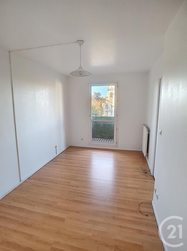 Afficher la photo en grand Appartement F2 à louer - 2 pièces - 39.75 m2 - LE BLANC MESNIL - 93 - ILE-DE-FRANCE - Century 21 Pierrimo