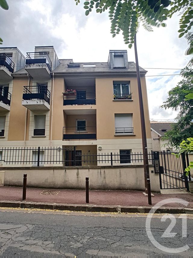 Afficher la photo en grand Appartement F2 à louer - 2 pièces - 45.0 m2 - LIVRY GARGAN - 93 - ILE-DE-FRANCE - Century 21 Pierrimo