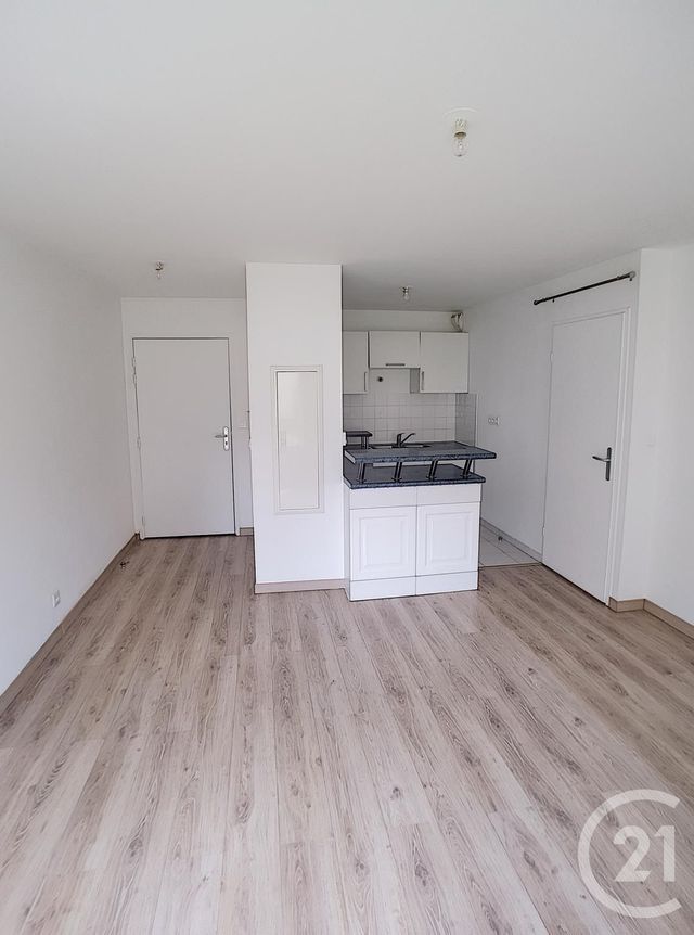 Afficher la photo en grand Appartement F2 à louer - 2 pièces - 45.0 m2 - LIVRY GARGAN - 93 - ILE-DE-FRANCE - Century 21 Pierrimo