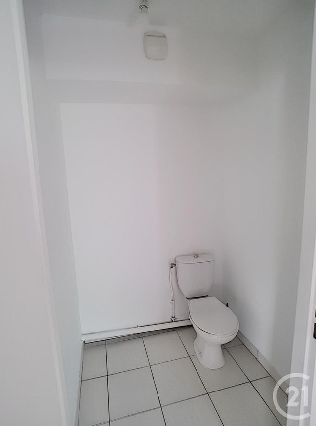 Afficher la photo en grand Appartement F2 à louer - 2 pièces - 45.0 m2 - LIVRY GARGAN - 93 - ILE-DE-FRANCE - Century 21 Pierrimo