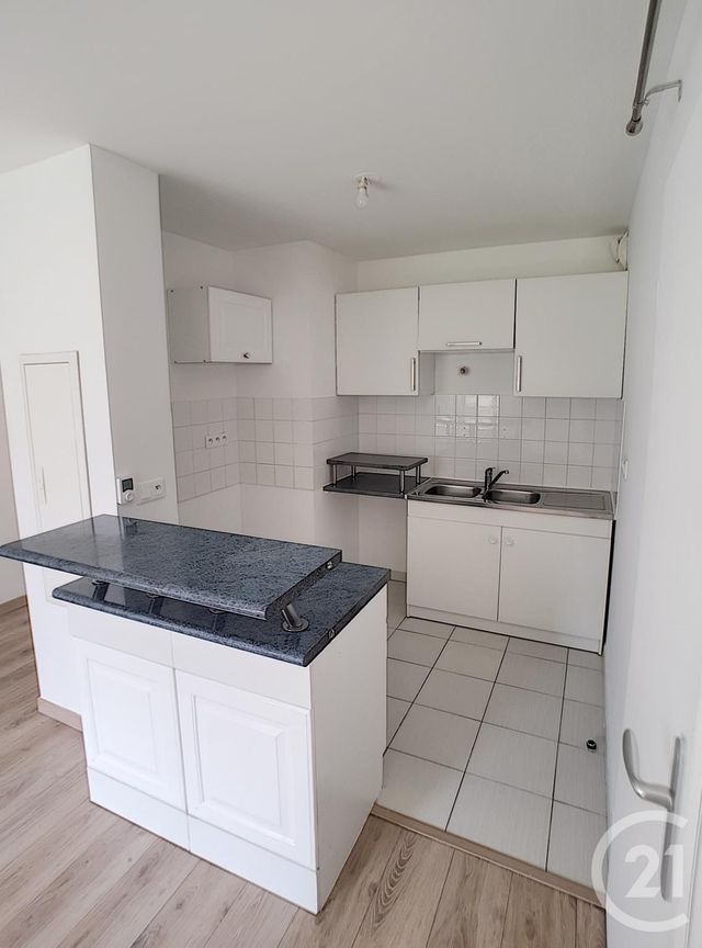 Afficher la photo en grand Appartement F2 à louer - 2 pièces - 45.0 m2 - LIVRY GARGAN - 93 - ILE-DE-FRANCE - Century 21 Pierrimo