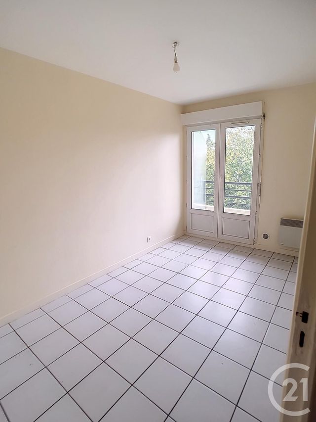 Appartement F3 à louer - 3 pièces - 52.48 m2 - LE BLANC MESNIL - 93 - ILE-DE-FRANCE - Century 21 Pierrimo