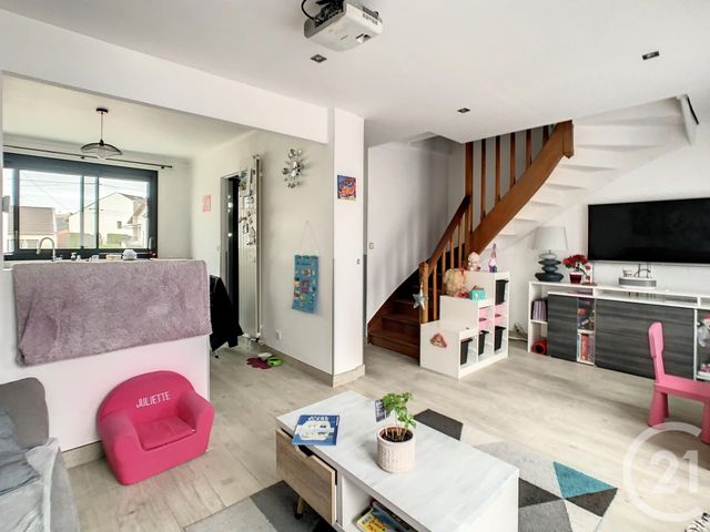 maison à vendre - 4 pièces - 69.97 m2 - LE BLANC MESNIL - 93 - ILE-DE-FRANCE - Century 21 Pierrimo