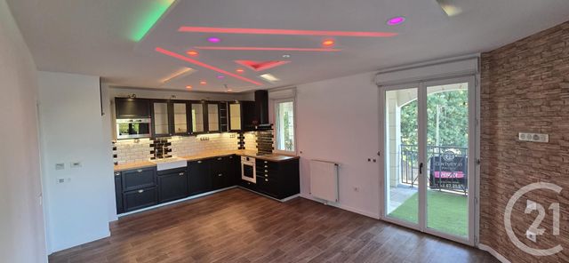 Appartement F3 à vendre - 3 pièces - 59.46 m2 - LE BLANC MESNIL - 93 - ILE-DE-FRANCE - Century 21 Pierrimo