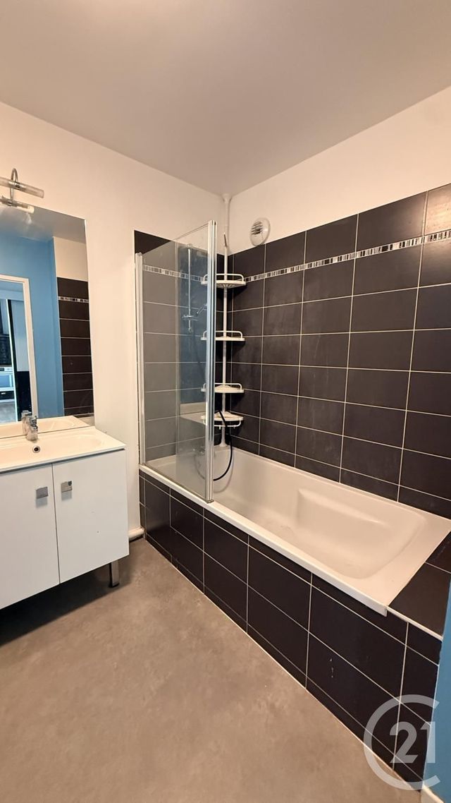 Appartement F3 à vendre - 3 pièces - 59.46 m2 - LE BLANC MESNIL - 93 - ILE-DE-FRANCE - Century 21 Pierrimo