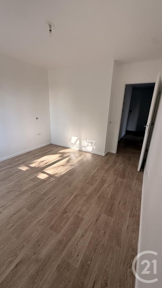 Appartement F3 à vendre - 3 pièces - 59.46 m2 - LE BLANC MESNIL - 93 - ILE-DE-FRANCE - Century 21 Pierrimo