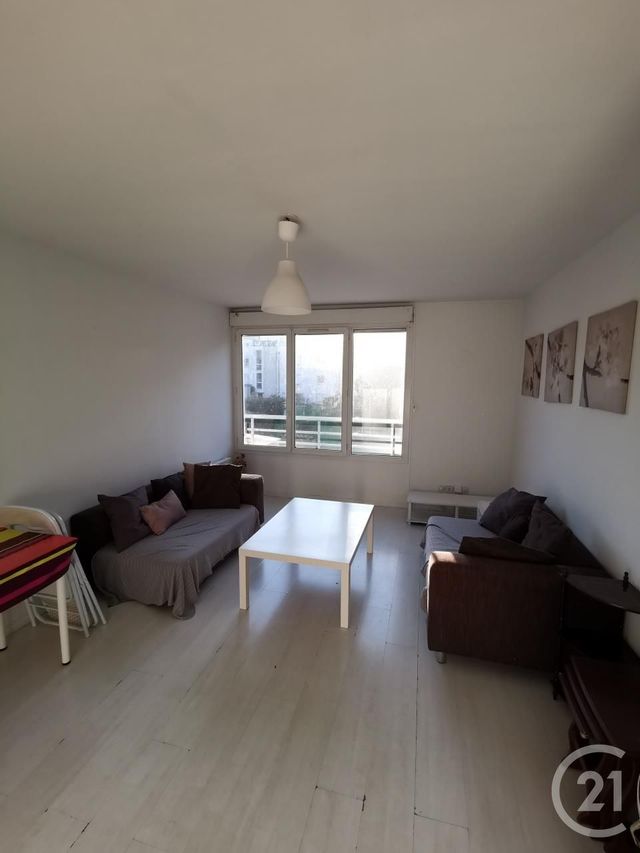 Appartement F2 à louer - 2 pièces - 45.85 m2 - LIVRY GARGAN - 93 - ILE-DE-FRANCE - Century 21 Pierrimo