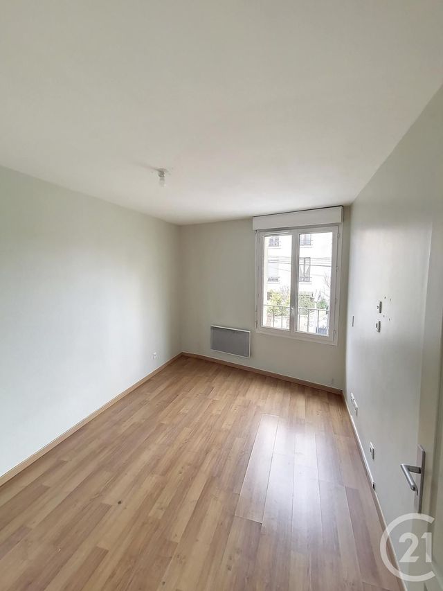 Appartement F1 à louer - 1 pièce - 29.12 m2 - DRANCY - 93 - ILE-DE-FRANCE - Century 21 Pierrimo