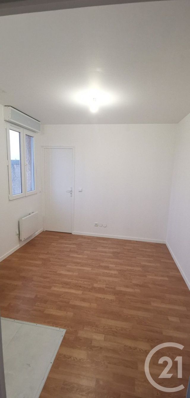 Appartement F2 à louer - 2 pièces - 24.4 m2 - DRANCY - 93 - ILE-DE-FRANCE - Century 21 Pierrimo