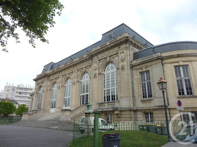 Afficher la photo en grand parking à louer - 12.0 m2 - LES LILAS - 93 - ILE-DE-FRANCE - Century 21 Pierrimo