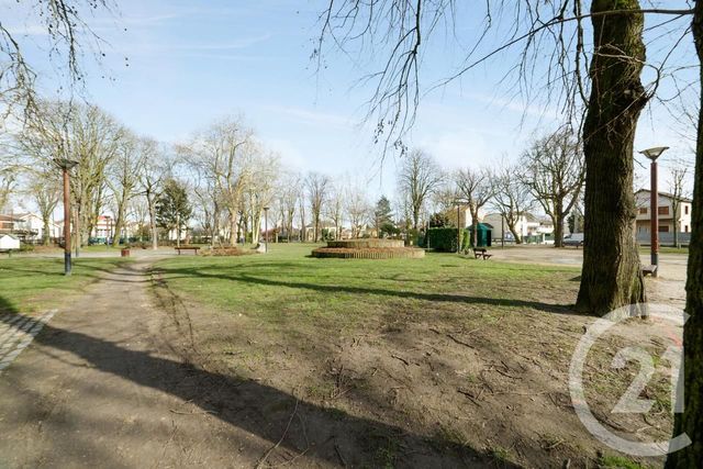 Appartement F3 à vendre - 3 pièces - 49.0 m2 - LE BLANC MESNIL - 93 - ILE-DE-FRANCE - Century 21 Pierrimo