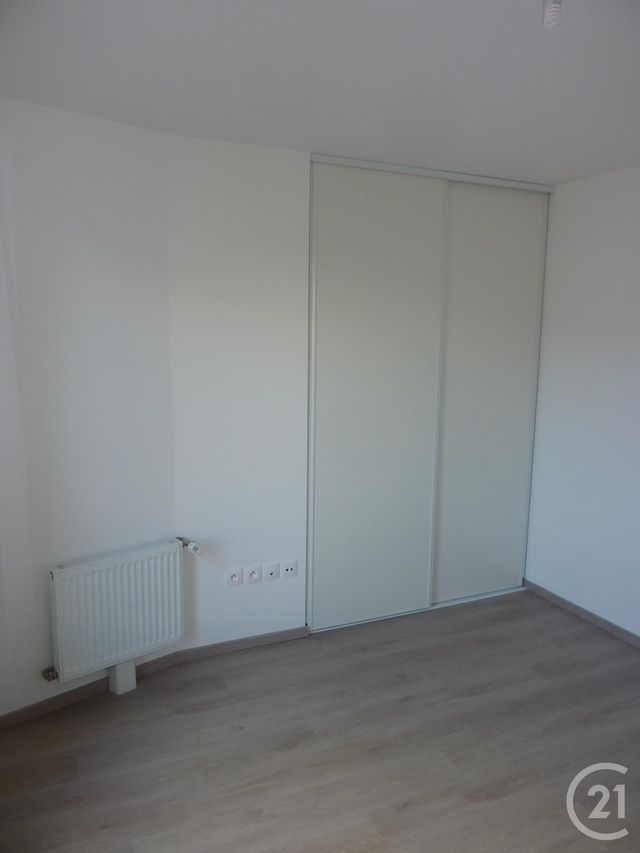 Afficher la photo en grand Appartement F3 à vendre - 3 pièces - 59.88 m2 - DRANCY - 93 - ILE-DE-FRANCE - Century 21 Pierrimo