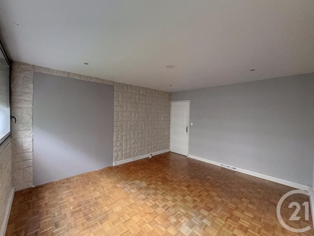 Appartement F2 à vendre - 2 pièces - 50.98 m2 - LE BLANC MESNIL - 93 - ILE-DE-FRANCE - Century 21 Pierrimo