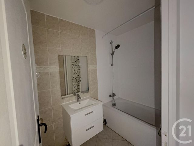 Appartement F2 à vendre - 2 pièces - 50.98 m2 - LE BLANC MESNIL - 93 - ILE-DE-FRANCE - Century 21 Pierrimo