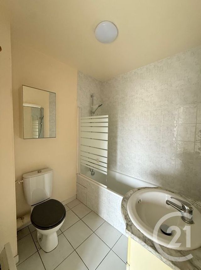 Appartement F3 à louer - 3 pièces - 53.67 m2 - LE BLANC MESNIL - 93 - ILE-DE-FRANCE - Century 21 Pierrimo