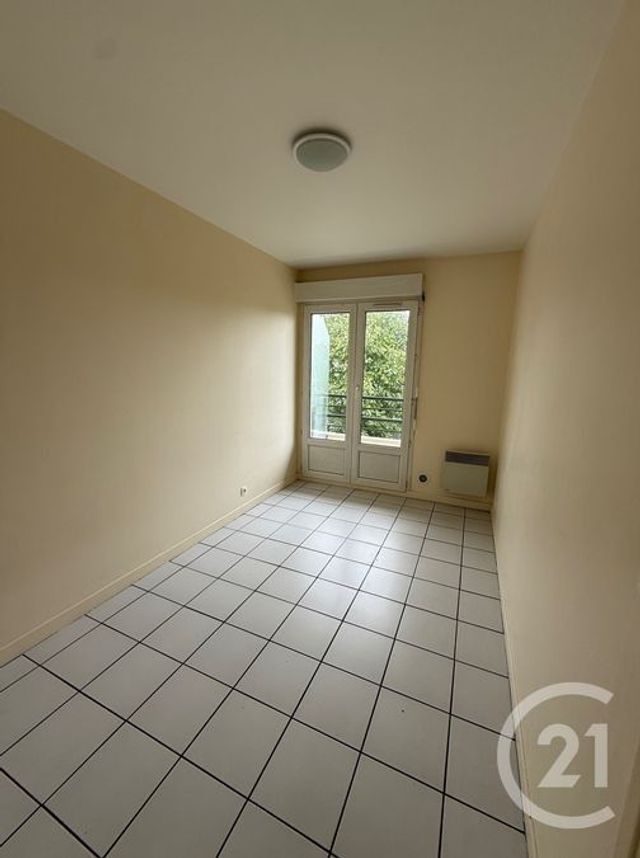 Appartement F3 à louer - 3 pièces - 53.67 m2 - LE BLANC MESNIL - 93 - ILE-DE-FRANCE - Century 21 Pierrimo