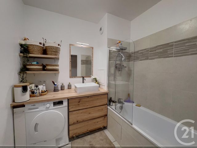 Appartement F3 à vendre - 3 pièces - 58.46 m2 - LE BLANC MESNIL - 93 - ILE-DE-FRANCE - Century 21 Pierrimo