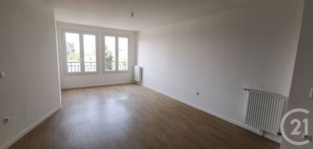Appartement F2 à louer - 2 pièces - 46.2 m2 - LE BLANC MESNIL - 93 - ILE-DE-FRANCE - Century 21 Pierrimo