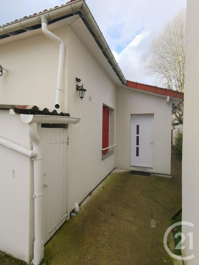 Appartement F2 à louer - 2 pièces - 32.34 m2 - TREMBLAY EN FRANCE - 93 - ILE-DE-FRANCE - Century 21 Pierrimo