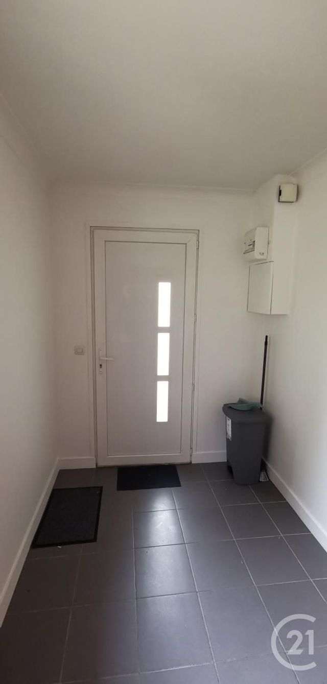 Appartement F2 à louer - 2 pièces - 32.34 m2 - TREMBLAY EN FRANCE - 93 - ILE-DE-FRANCE - Century 21 Pierrimo