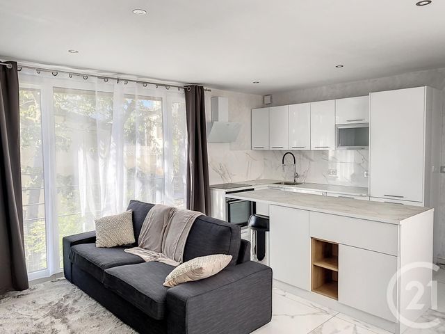 Appartement F2 à louer - 2 pièces - 43.92 m2 - DRANCY - 93 - ILE-DE-FRANCE - Century 21 Pierrimo