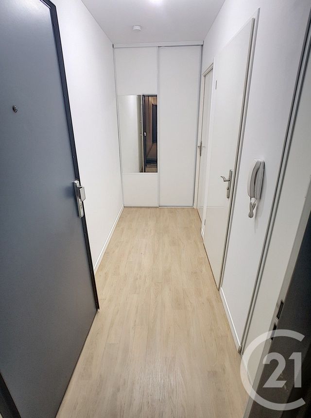 Appartement F2 à louer - 2 pièces - 45.03 m2 - DRANCY - 93 - ILE-DE-FRANCE - Century 21 Pierrimo