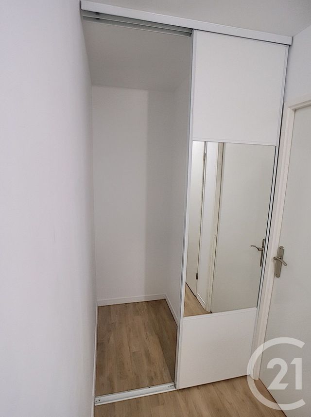 Appartement F2 à louer - 2 pièces - 45.03 m2 - DRANCY - 93 - ILE-DE-FRANCE - Century 21 Pierrimo